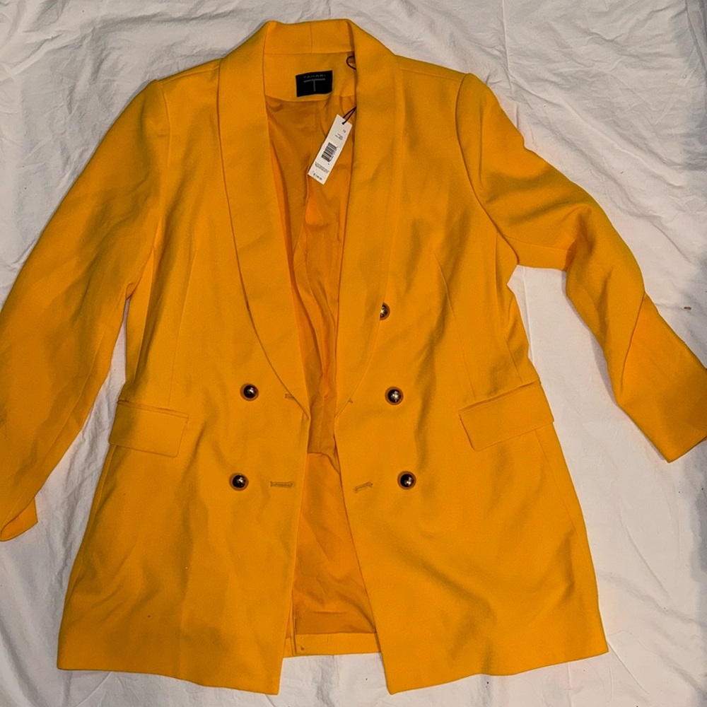 Yellow/Gold Blazer